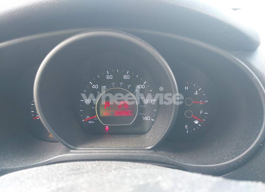 Photo 7 of 2017 Kia Soul + (VIN KNDJP3A55H7502940)