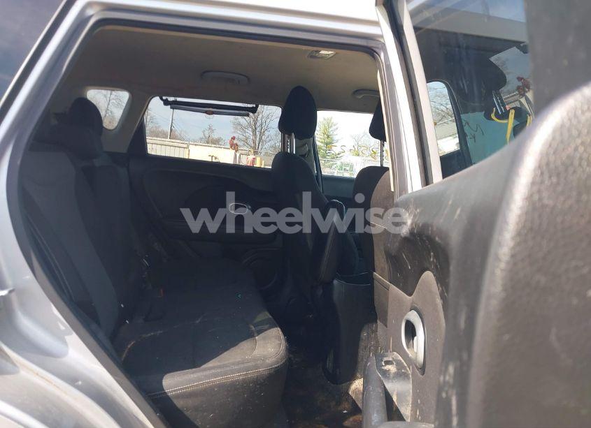 Photo 8 of 2018 Kia Soul + (VIN KNDJP3A55J7576218)