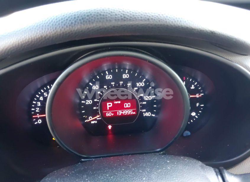 Photo 7 of 2014 Kia Soul + (VIN KNDJP3A56E7023910)