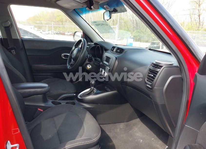Photo 5 of 2014 Kia Soul + (VIN KNDJP3A56E7704715)