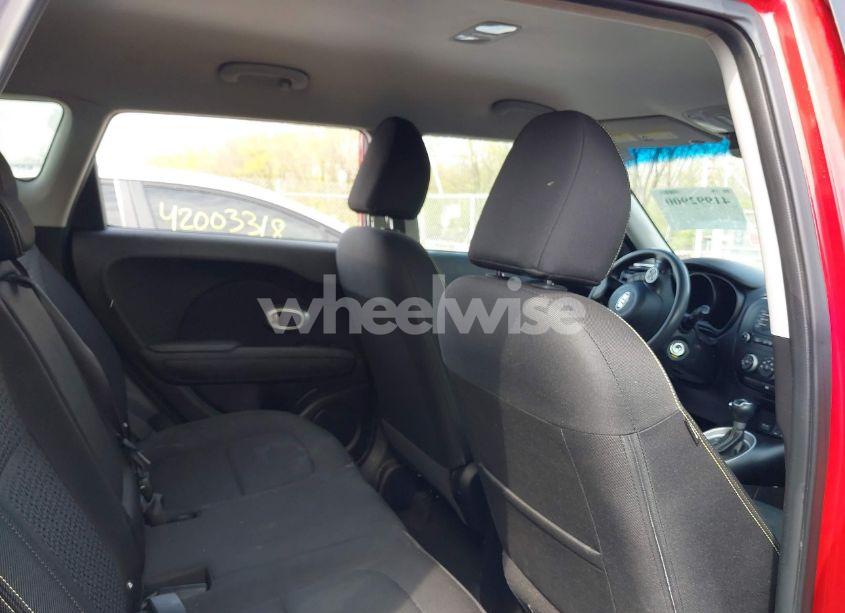 Photo 8 of 2014 Kia Soul + (VIN KNDJP3A56E7704715)