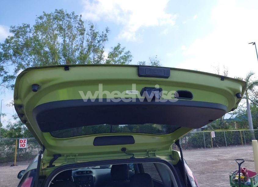 Photo 12 of 2014 Kia Soul + (VIN KNDJP3A56E7710157)