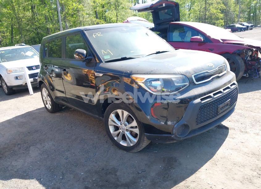 2014 Kia Soul + (VIN KNDJP3A56E7744597) main photo