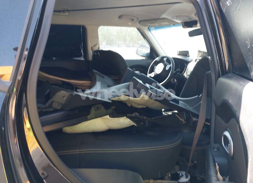 Photo 8 of 2014 Kia Soul + (VIN KNDJP3A56E7744597)