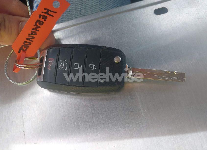 Photo 11 of 2016 Kia Soul + (VIN KNDJP3A56G7316693)