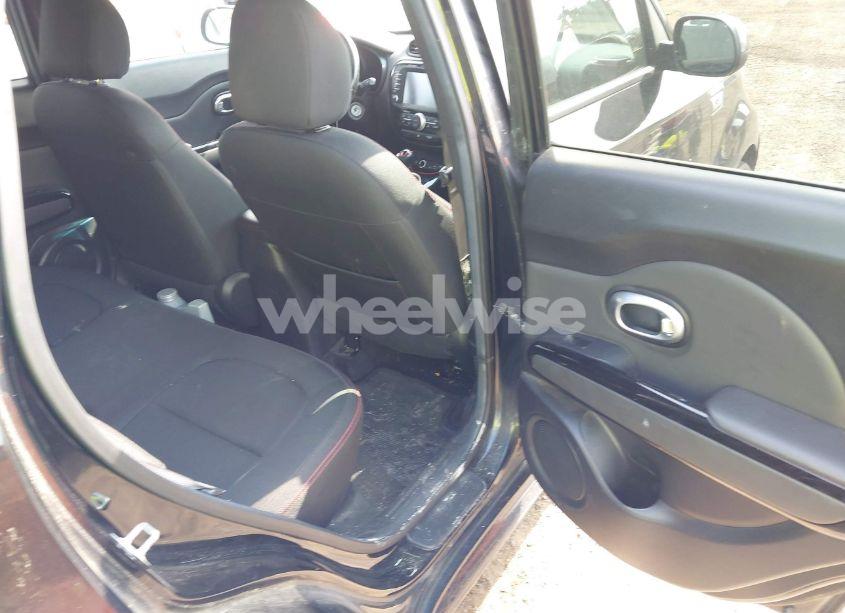 Photo 8 of 2016 Kia Soul + (VIN KNDJP3A56G7346082)