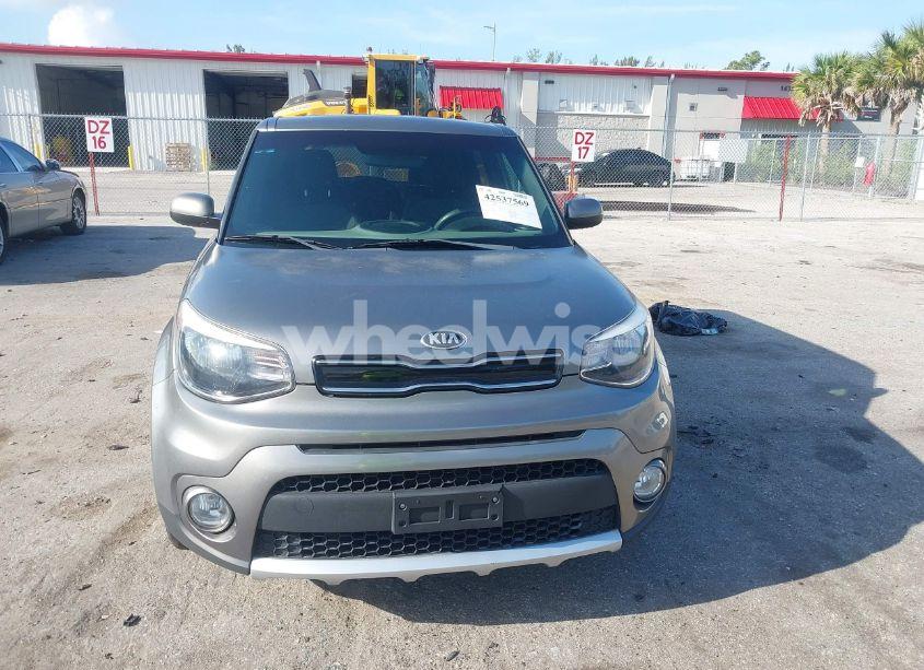 Photo 12 of 2017 Kia Soul + (VIN KNDJP3A56H7422417)