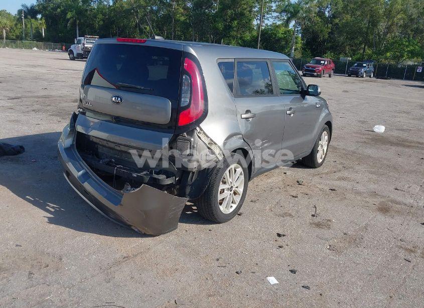 Photo 4 of 2017 Kia Soul + (VIN KNDJP3A56H7422417)