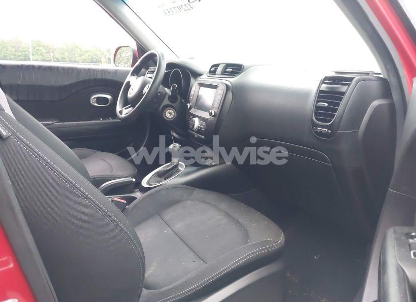 Photo 5 of 2018 Kia Soul + (VIN KNDJP3A56J7508106)