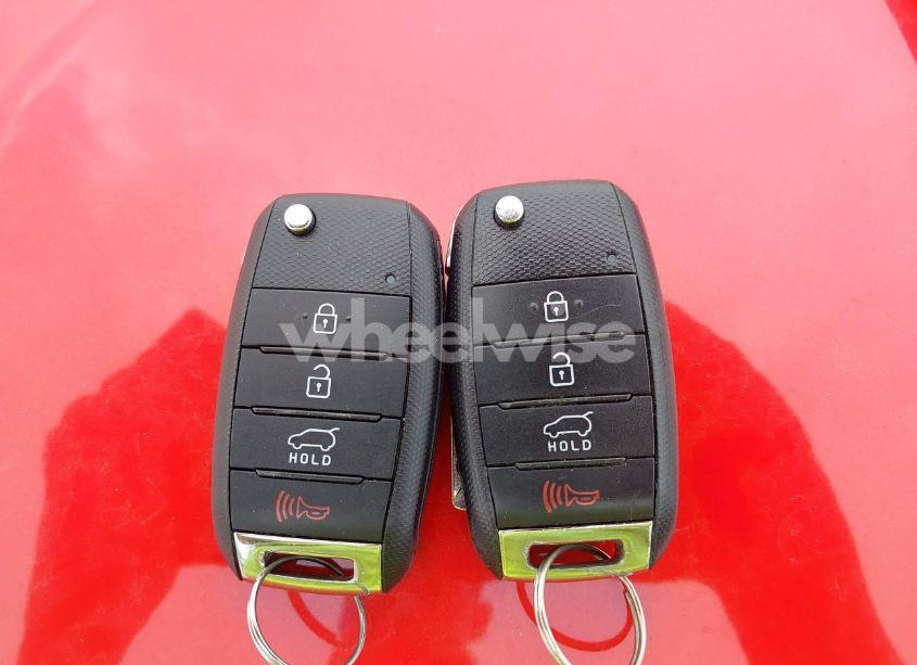 Photo 11 of 2018 Kia Soul + (VIN KNDJP3A56J7604849)