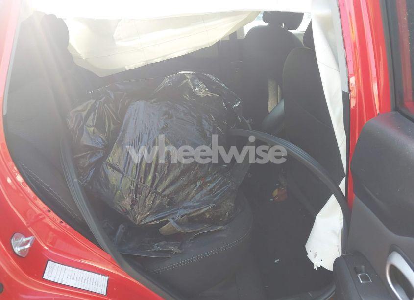 Photo 8 of 2018 Kia Soul + (VIN KNDJP3A56J7604849)