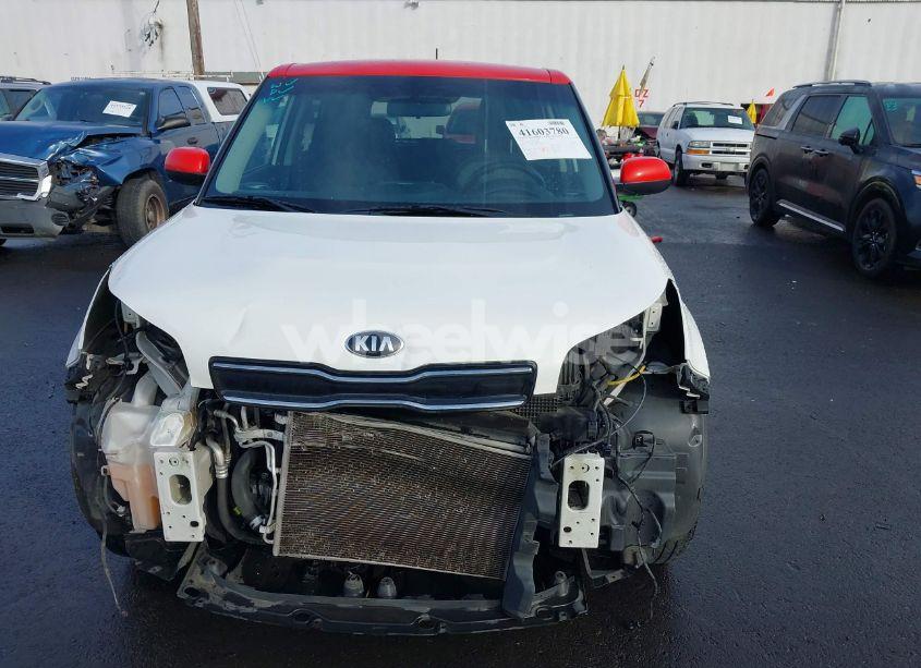 Photo 6 of 2019 Kia Soul + (VIN KNDJP3A56K7646679)