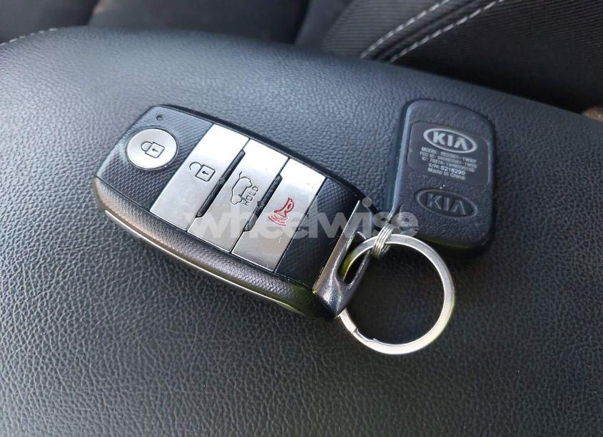 Photo 11 of 2019 Kia Soul + (VIN KNDJP3A56K7911035)