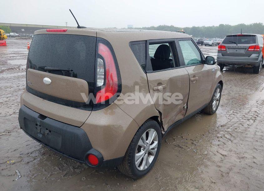 Photo 4 of 2014 Kia Soul + (VIN KNDJP3A57E7029148)