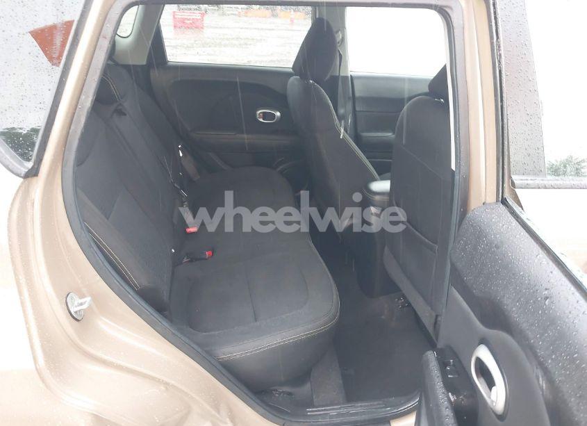 Photo 8 of 2014 Kia Soul + (VIN KNDJP3A57E7029148)