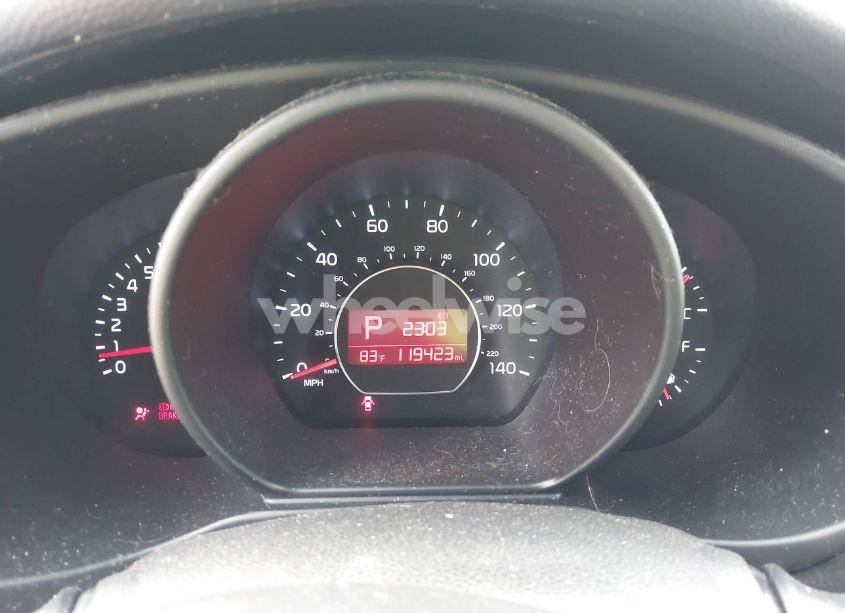 Photo 7 of 2014 Kia Soul + (VIN KNDJP3A57E7055913)