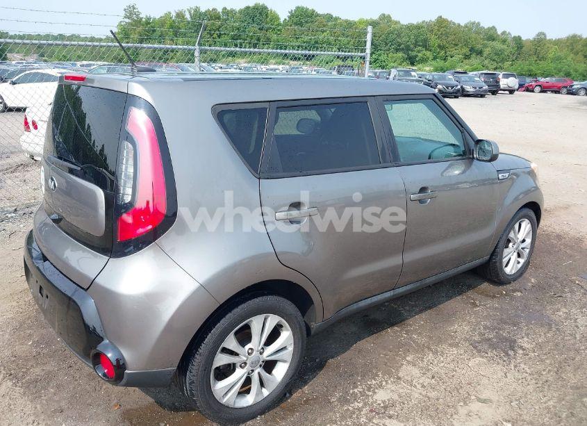 Photo 4 of 2016 Kia Soul + (VIN KNDJP3A57G7312166)
