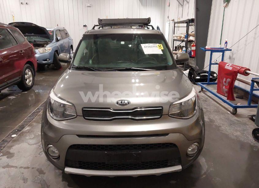 Photo 12 of 2017 Kia Soul + (VIN KNDJP3A57H7460352)