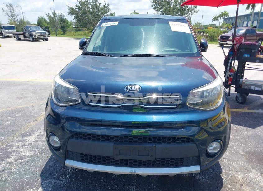 Photo 6 of 2018 Kia Soul + (VIN KNDJP3A57J7505232)