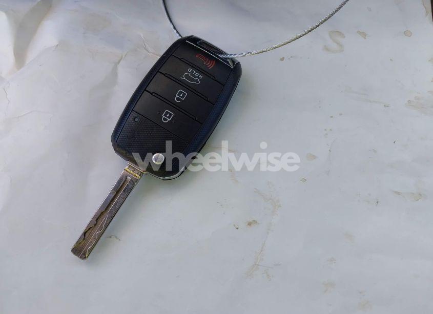 Photo 11 of 2018 Kia Soul + (VIN KNDJP3A57J7539588)