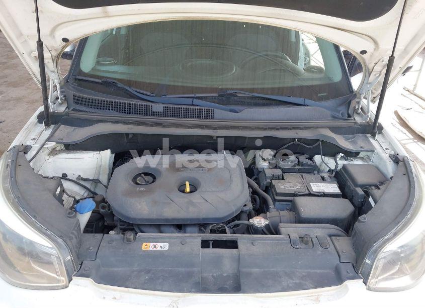 Photo 10 of 2018 Kia Soul + (VIN KNDJP3A57J7540529)