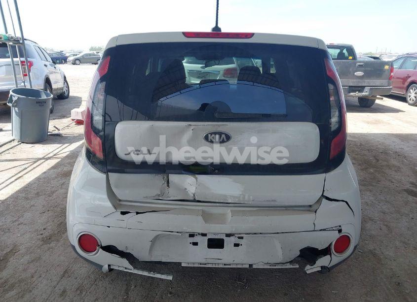 Photo 16 of 2018 Kia Soul + (VIN KNDJP3A57J7540529)