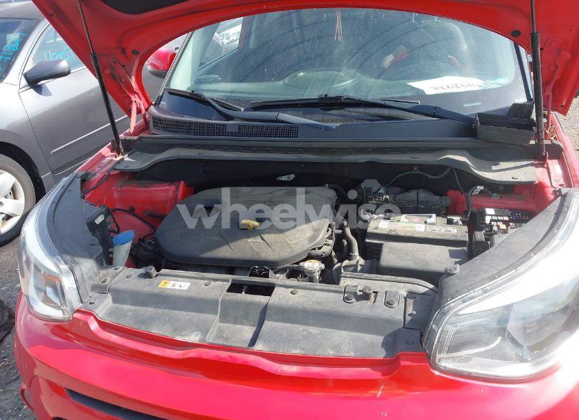 Photo 10 of 2018 Kia Soul + (VIN KNDJP3A57J7606951)