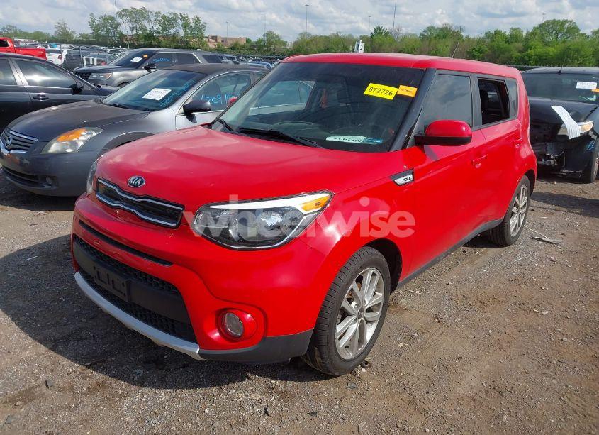 Photo 2 of 2018 Kia Soul + (VIN KNDJP3A57J7606951)