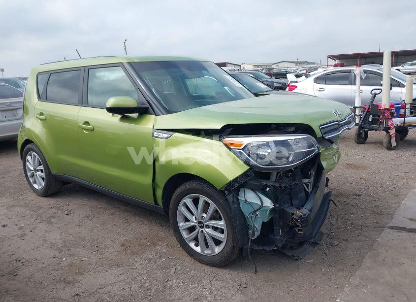 2018 Kia Soul + (VIN KNDJP3A57J7894079) main photo