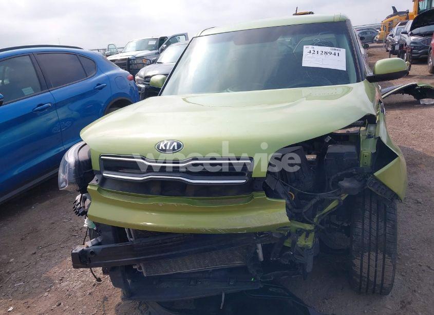 Photo 13 of 2018 Kia Soul + (VIN KNDJP3A57J7894079)