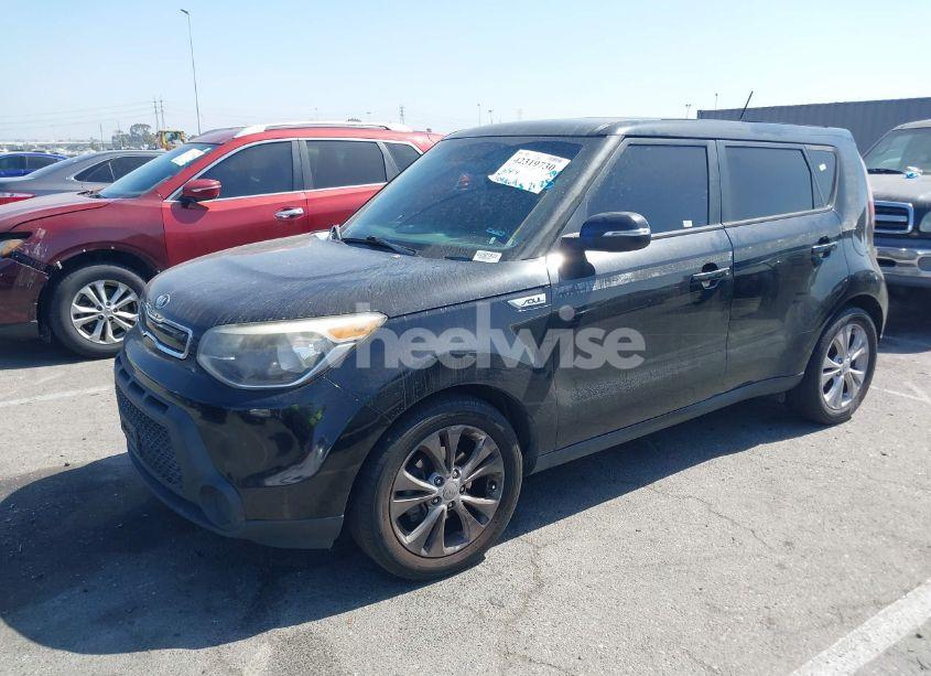 Photo 2 of 2014 Kia Soul + (VIN KNDJP3A58E7047027)
