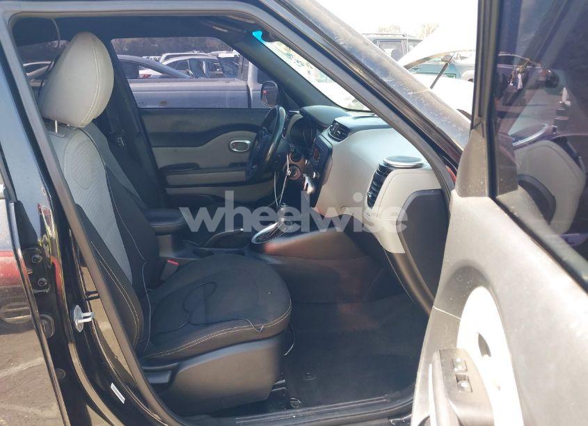 Photo 5 of 2014 Kia Soul + (VIN KNDJP3A58E7047027)