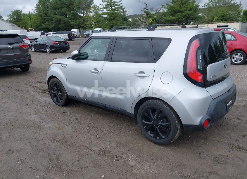 Photo 3 of 2014 Kia Soul + (VIN KNDJP3A58E7733682)