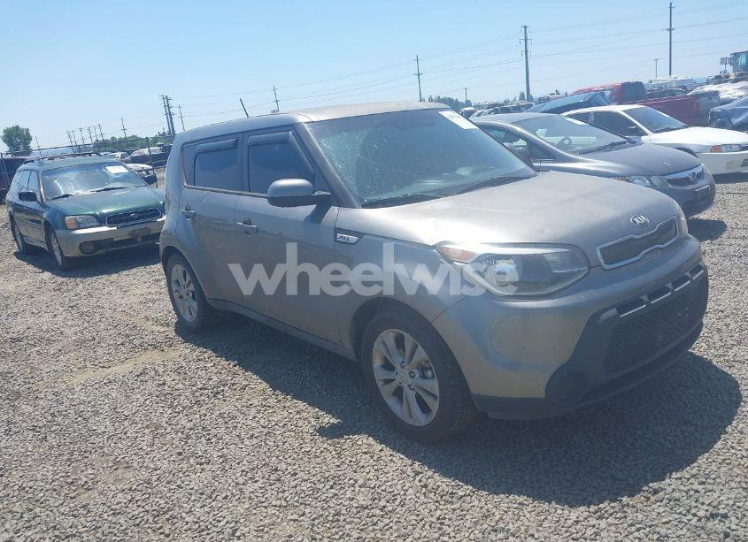 2015 Kia Soul + (VIN KNDJP3A58F7111522) main photo