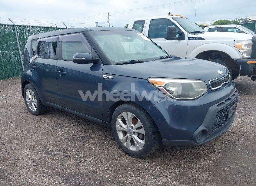 2015 Kia Soul + (VIN KNDJP3A58F7117692) main photo