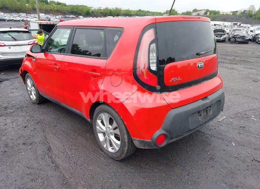 Photo 3 of 2015 Kia Soul + (VIN KNDJP3A58F7759412)