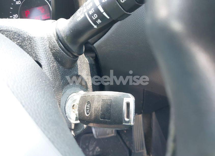 Photo 11 of 2017 Kia Soul + (VIN KNDJP3A58H7415744)