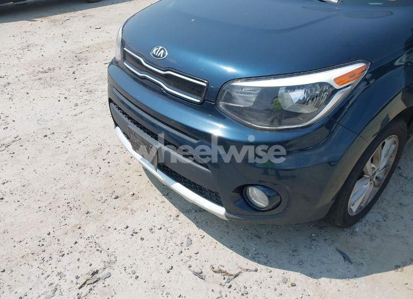 Photo 6 of 2017 Kia Soul + (VIN KNDJP3A58H7415744)