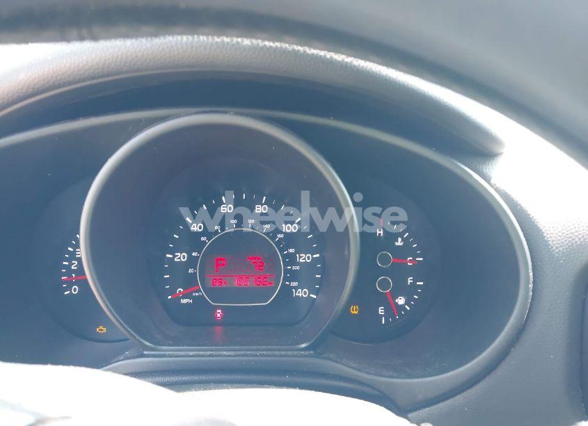 Photo 7 of 2017 Kia Soul + (VIN KNDJP3A58H7415744)