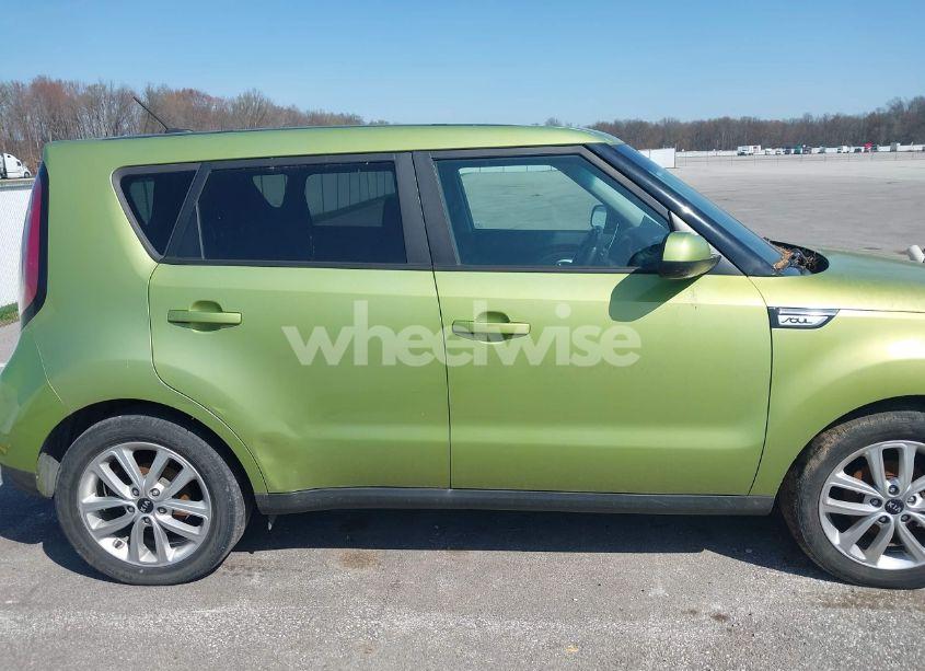 Photo 13 of 2017 Kia Soul + (VIN KNDJP3A58H7877849)