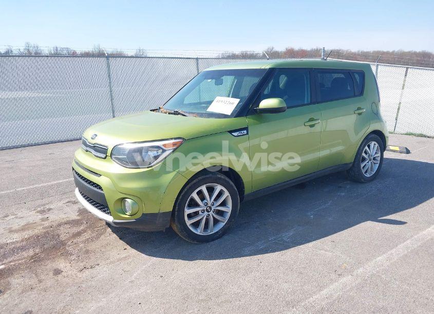 Photo 2 of 2017 Kia Soul + (VIN KNDJP3A58H7877849)