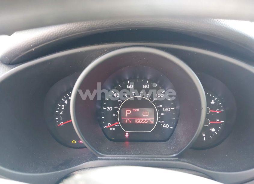 Photo 7 of 2017 Kia Soul + (VIN KNDJP3A58H7877849)