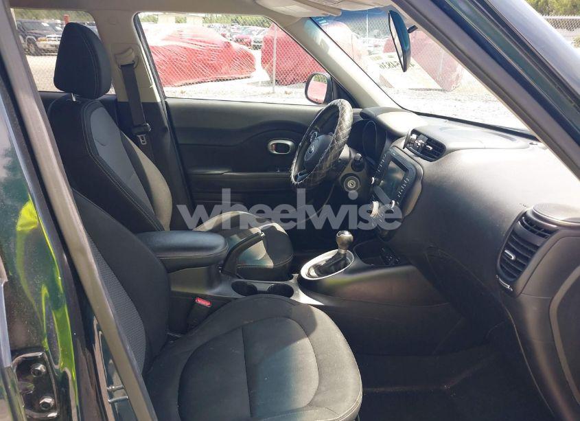 Photo 5 of 2019 Kia Soul + (VIN KNDJP3A58K7649020)