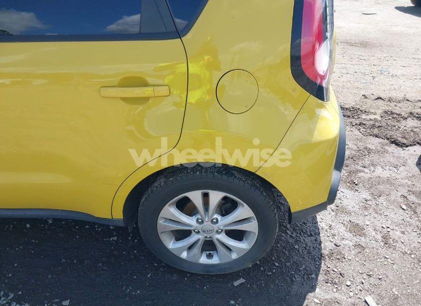 Photo 6 of 2014 Kia Soul + (VIN KNDJP3A59E7019513)