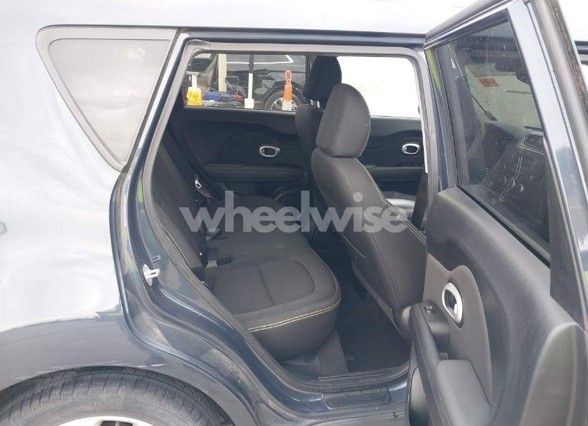 Photo 8 of 2014 Kia Soul + (VIN KNDJP3A59E7060546)