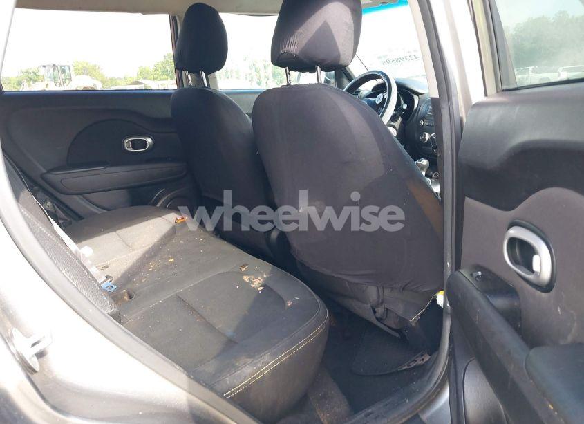 Photo 8 of 2015 Kia Soul + (VIN KNDJP3A59F7149406)