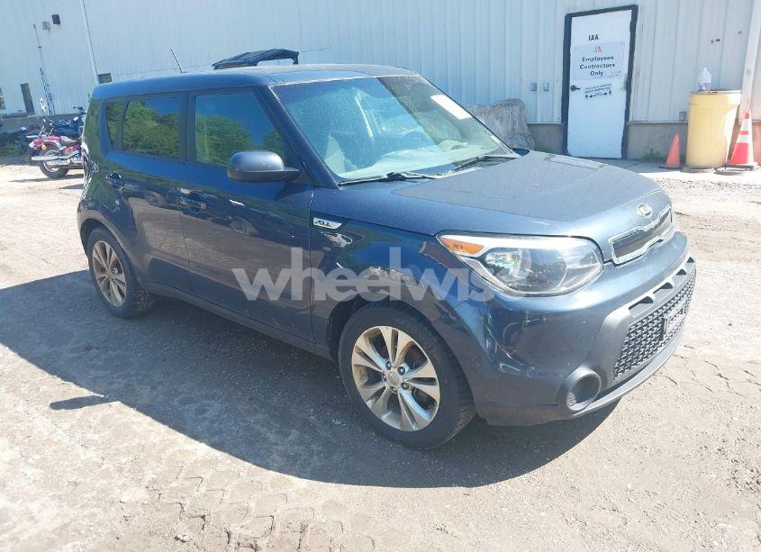 2015 Kia Soul + (VIN KNDJP3A59F7202038) main photo
