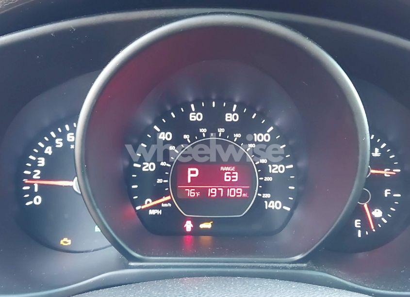 Photo 15 of 2015 Kia Soul + (VIN KNDJP3A59F7203108)