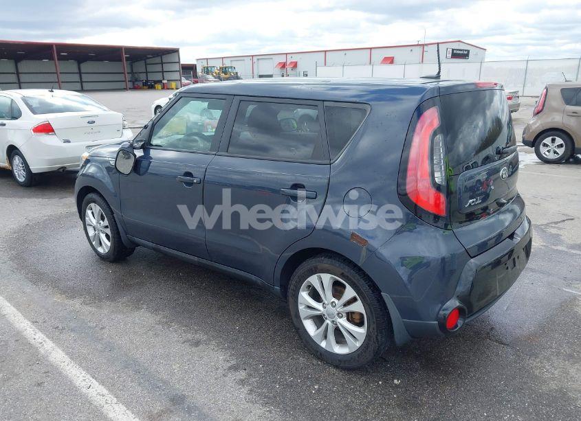 Photo 3 of 2016 Kia Soul + (VIN KNDJP3A59G7369534)