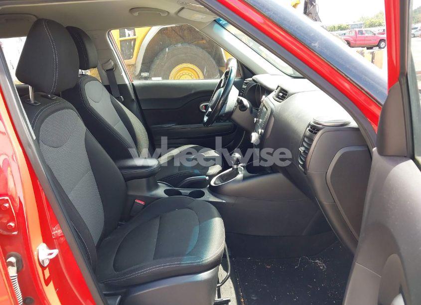 Photo 5 of 2017 Kia Soul + (VIN KNDJP3A59H7430592)